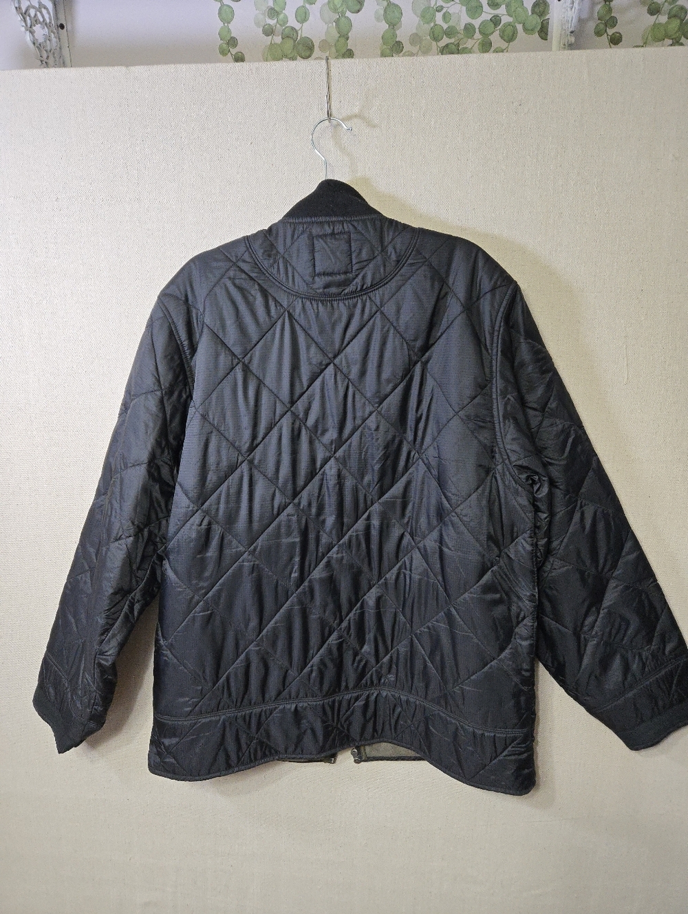 GAP Men's Quilted Black Puffer Bomber Jacket - Picture 5 of 6